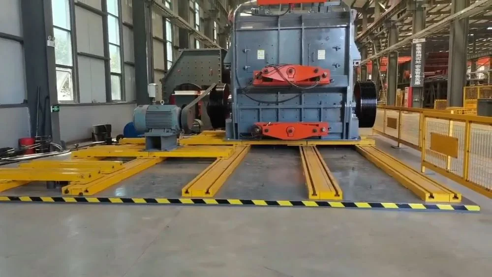 Crusher installed on a factory test bench