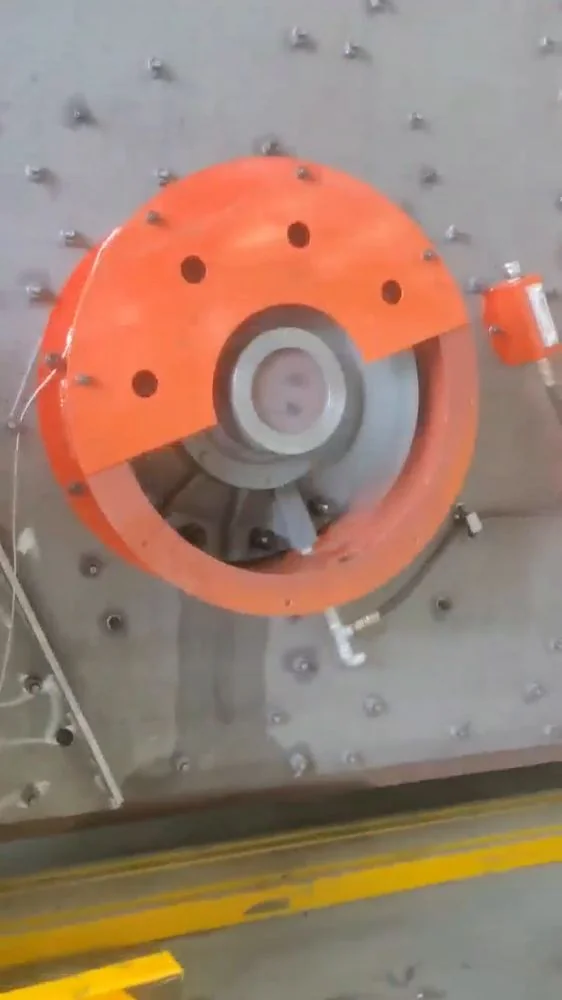 Vibrating screen drive assembly during a factory test